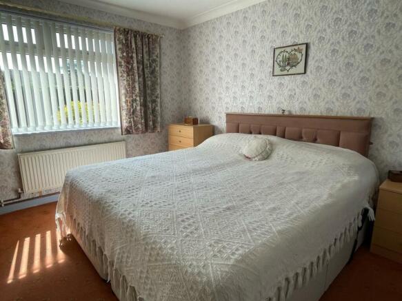 bedroom1..jpg