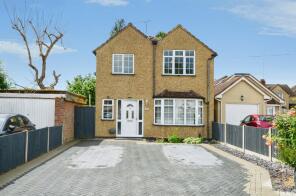 27, Lavinia Avenue, Watford WD25 0LF