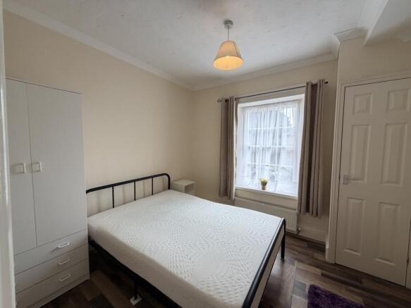 1 bed Block of Apartments for sale Image 7