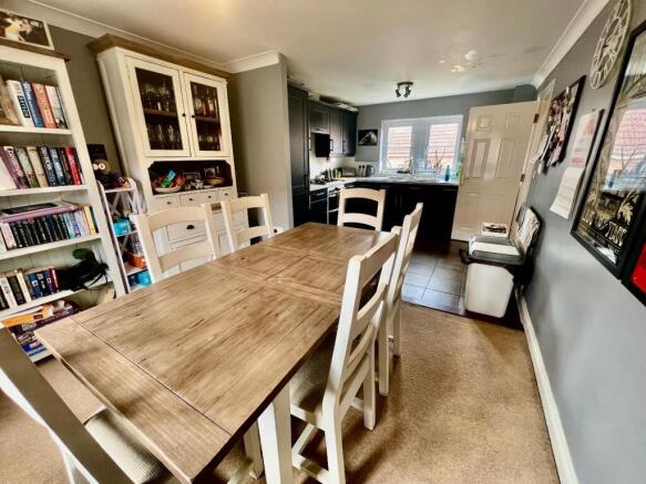 Kitchen/Dining Room
