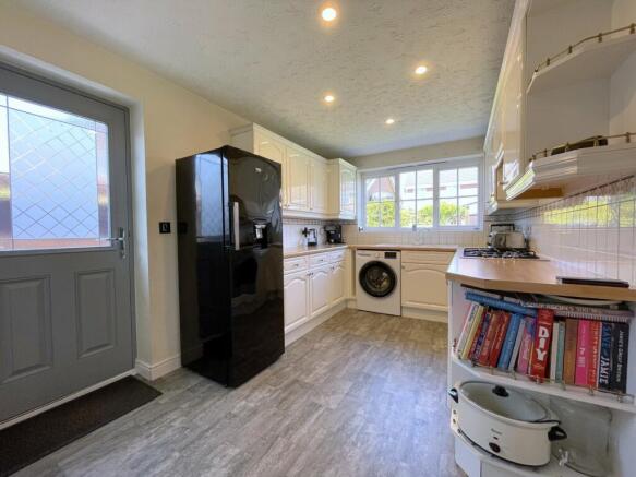 Fitted Kitchen