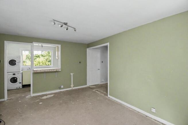 36 Wilkie Close, Scunthorpe, South Humberside, DN15 8BH photo 4