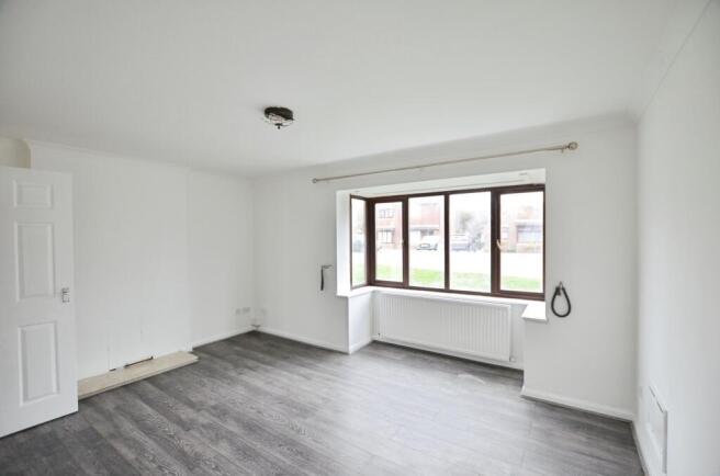 3 bed Semi-Detached for sale Image 9