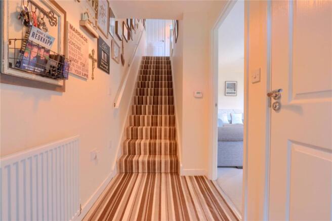 2 bed Semi-Detached for sale Image 9