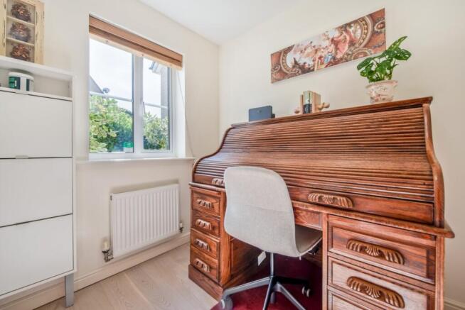 4 bed Detached for sale Image 10