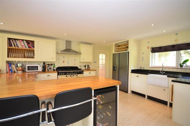 Kitchen/Living Area
