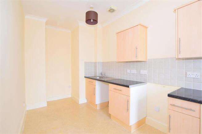 Lounge/Kitchen