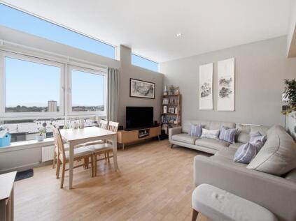 8/19 Colonsay View, West Granton, Edinburgh, EH5