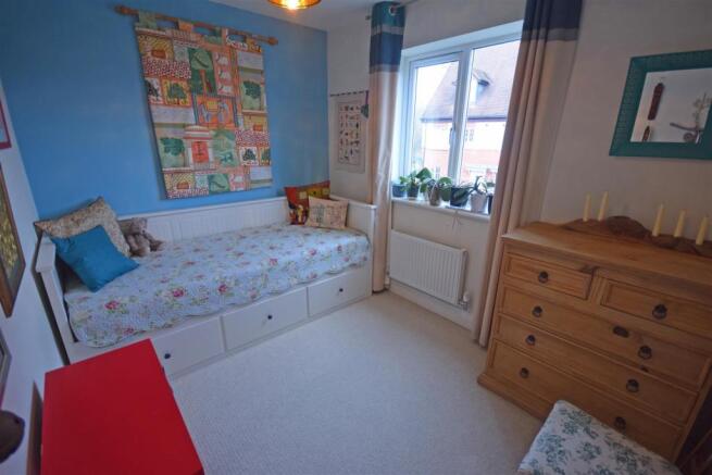 Bed3.jpg