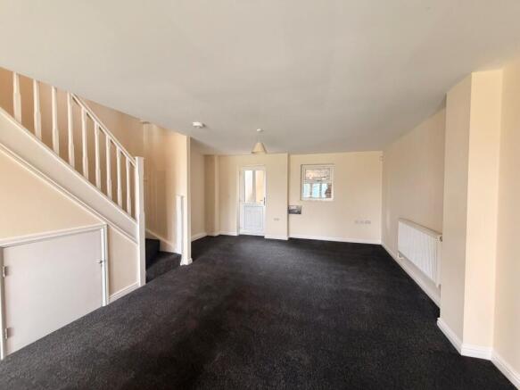 5 bed House to rent Image 6