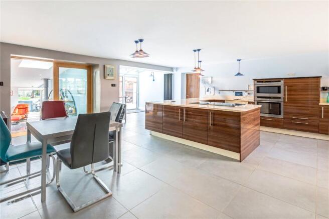 Kitchen/Breakfast