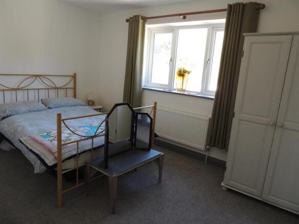 Bedroom: