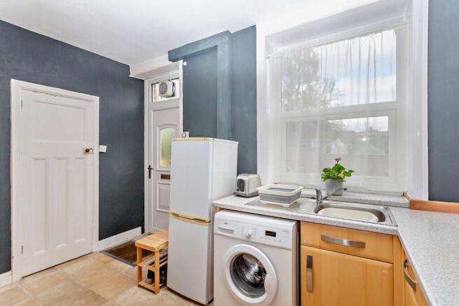 3 bed Terraced for sale Image 8