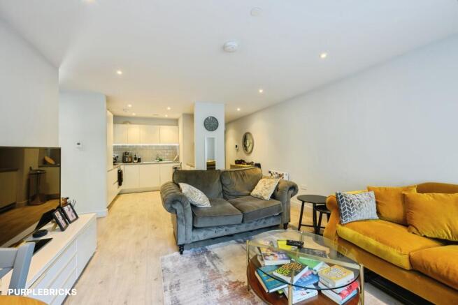 Lounge / Kitchen