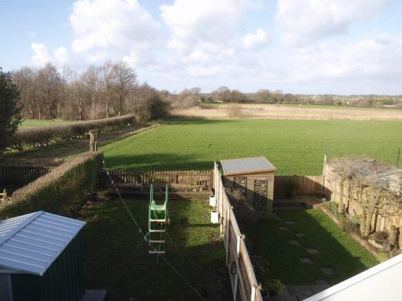 Rear Garden &a...
