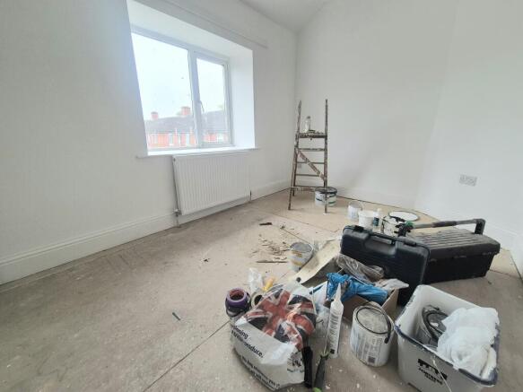 3 bed Terraced to rent Image 8