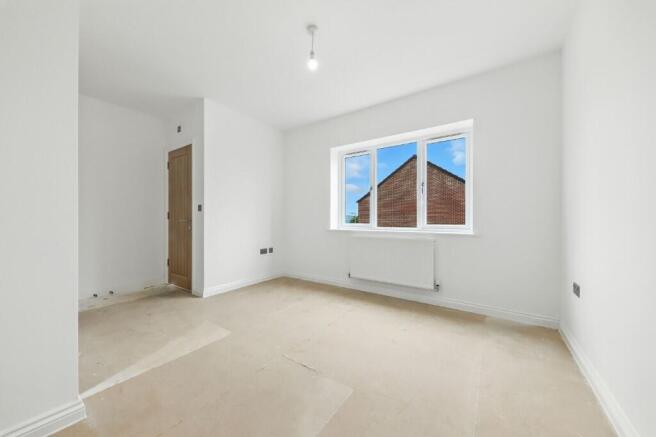 4 bed Detached for sale Image 11