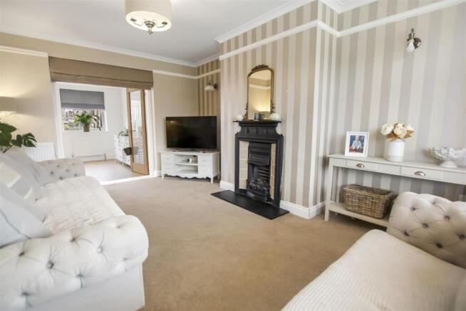 3 bed Terraced for sale Image 9