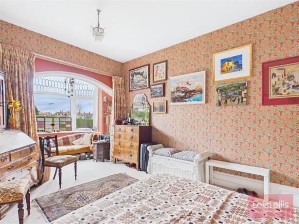 1 bed Ground Flat for sale Image 9