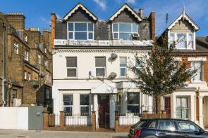 Flat 6, 3, Blackburn Road, London NW6 1RZ