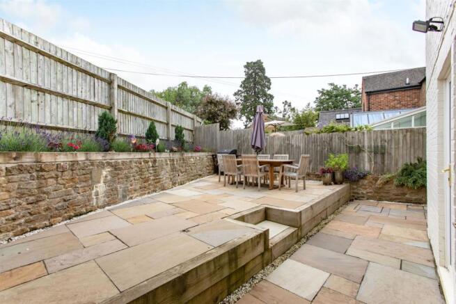 Patio 03.jpg