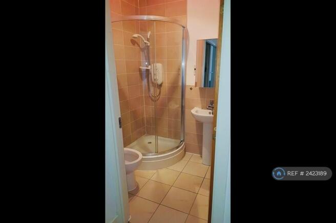 En-Suite Bathroom