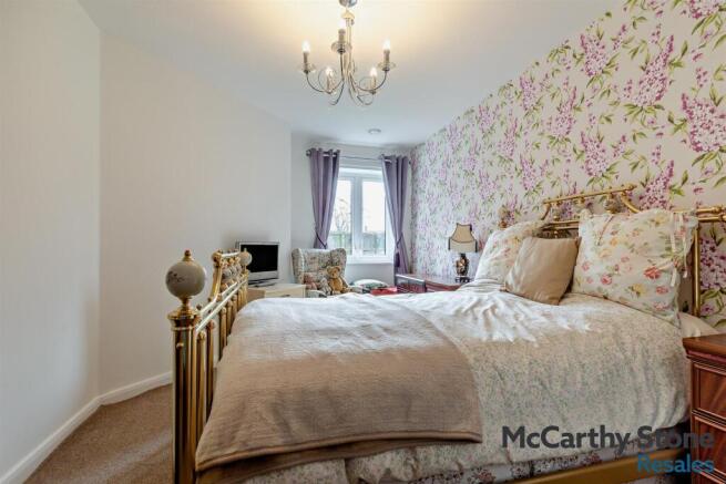 1 bed Apartment for sale Image 12