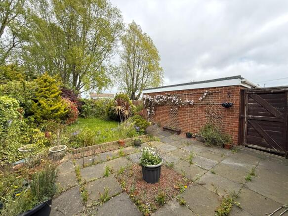 2 bed Semi-Detached Bungalow for sale Image 9