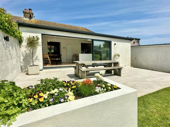 Rear Garden Left.jpg