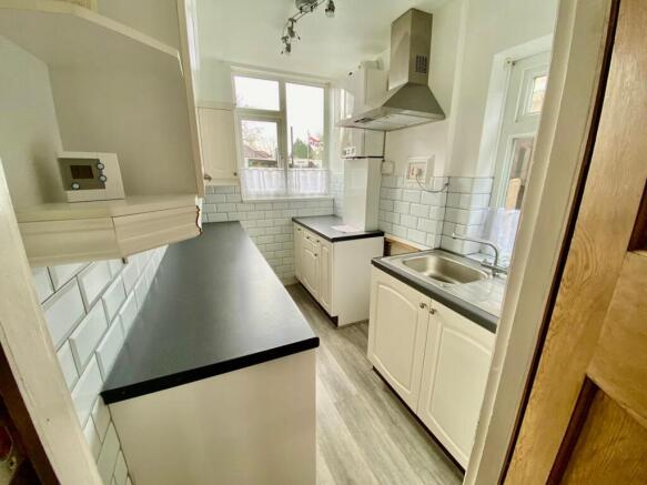 6c00d303-9353-4195-b0b1-39cb769d66d2