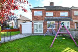 2, Parklands, Little Sutton, Ellesmere Port CH66 3RN