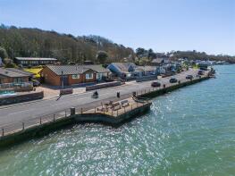22, Princes Esplanade, Cowes PO31 8LE