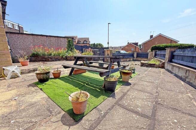 4 bed Detached for sale Image 12