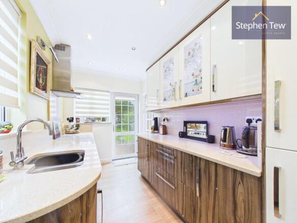 Stony Hill Avenue, Blackpool, FY4 photo 3