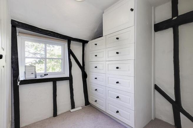 WHYTE COTTAGE_7.JPG