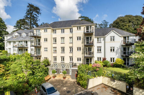 Dunheved Road, Launceston, Cornwall