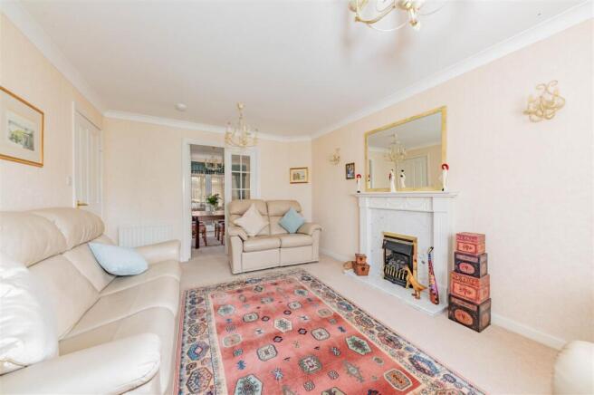30 Lawers Road Panmurefield-8.JPG