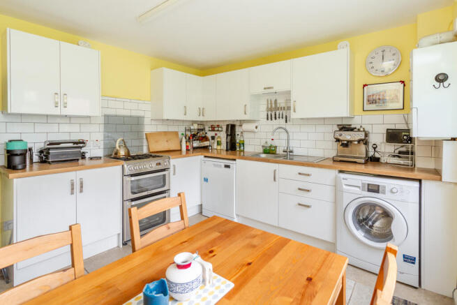 kitchen/diner b