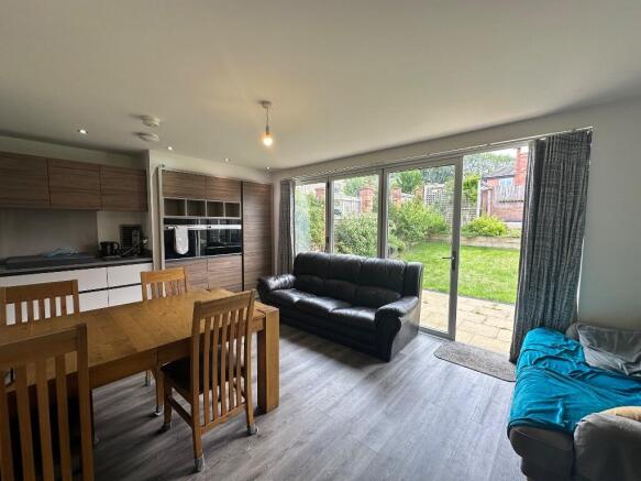 4 bed Detached for sale Image 5