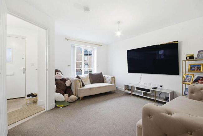 4 bed Semi-Detached for sale Image 6