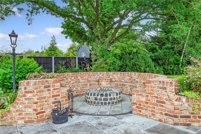 Firepit/Seating