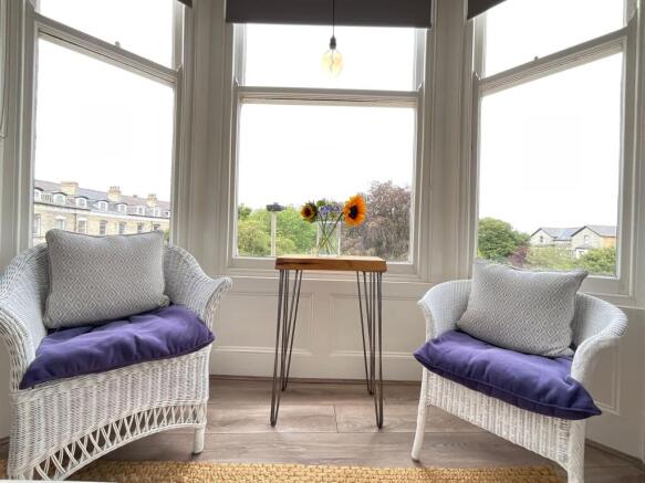 2 bed Flat for sale Image 12