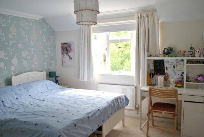 Second Bedroom En...