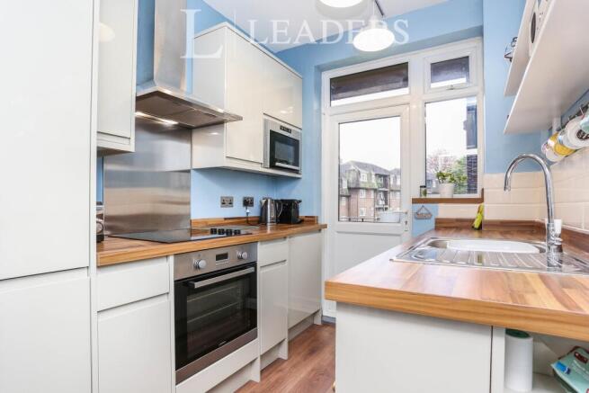 ea8f7243-1f89-4dd6-9