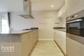 54, Dunn Side, Chelmsford CM1 1BY