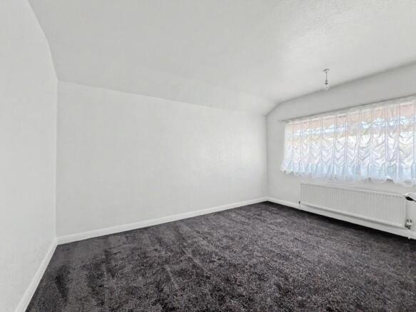 3 bed Detached for sale Image 9