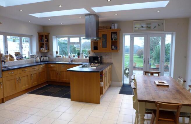 Belbroughton Rd, 84, Kitchen.jpg