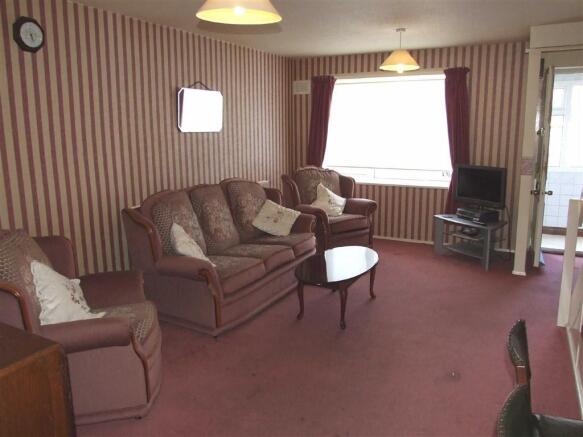 Sitting / Dining Room