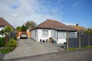 11, North Avenue South, Middleton-on-sea PO22 6HE