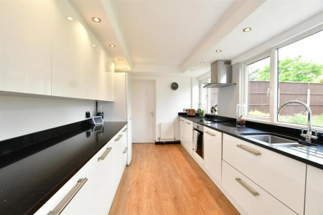 Kitchen/Breakfast Room
